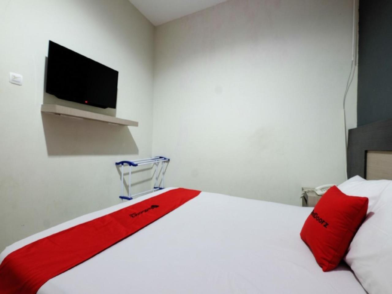 Reddoorz Near Moro Mall Purwokerto Εξωτερικό φωτογραφία