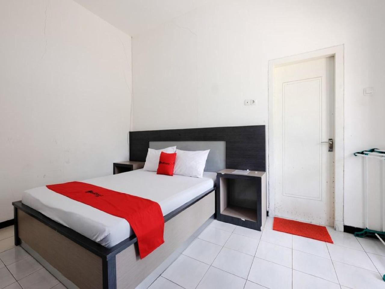 Reddoorz Near Moro Mall Purwokerto Εξωτερικό φωτογραφία